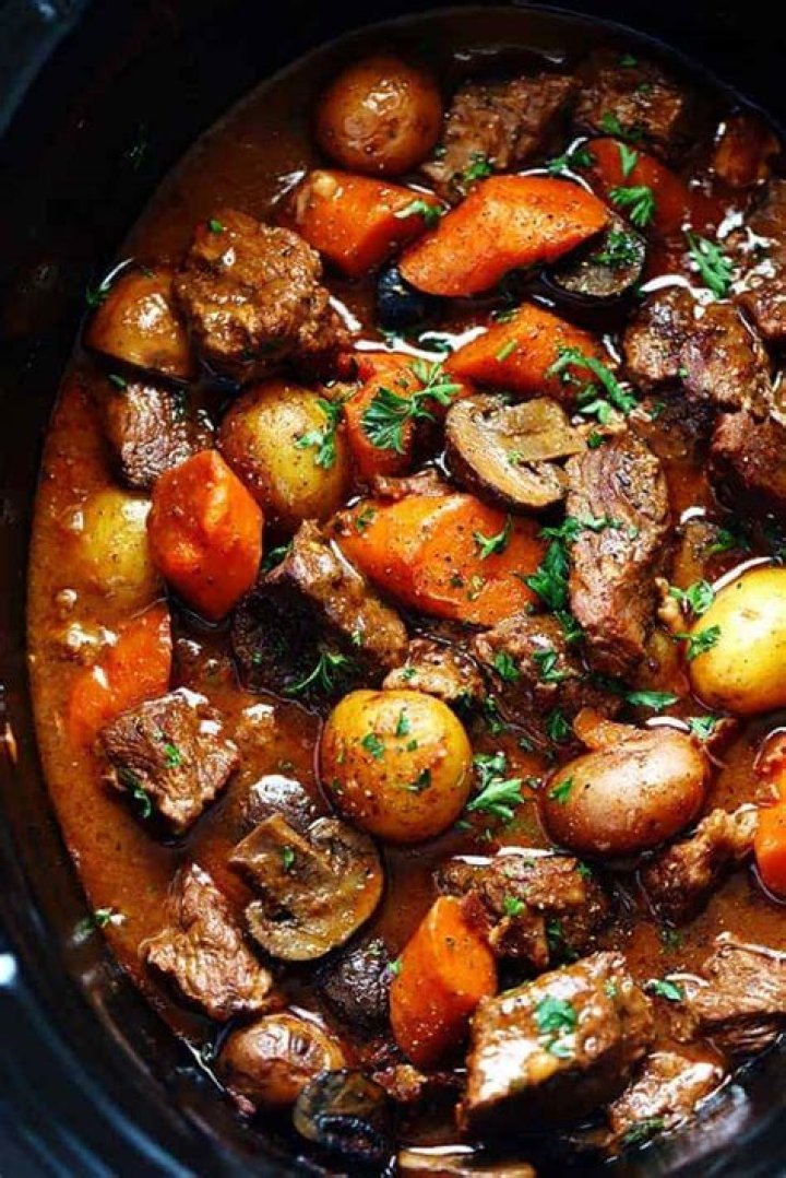 Can I put raw diced beef in a slow cooker?