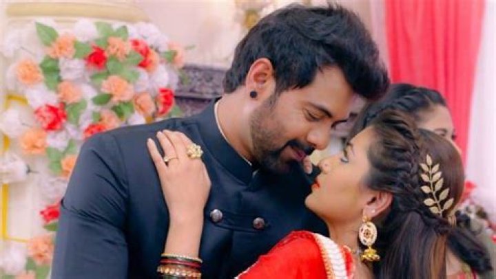 Do Pragya and Abhi love each other?