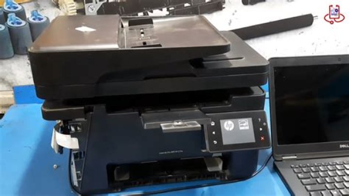 How do I fix the flashing light on my Epson printer?
