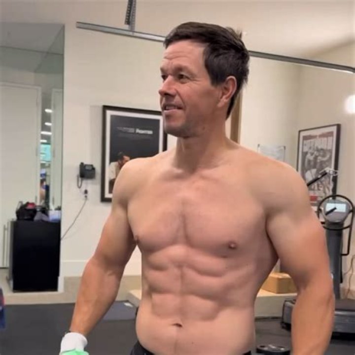 How do I get a physique like Mark Wahlberg?