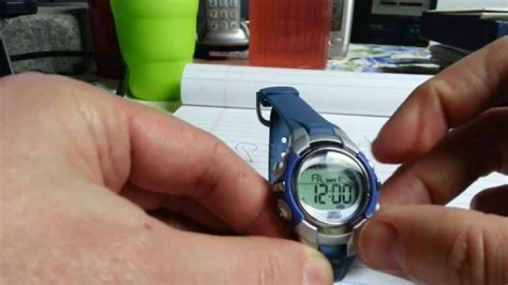 How do I turn the alarm off on my Timex 1440 Sports Watch?
