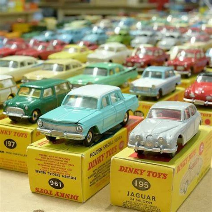 How do you store Dinky cars?