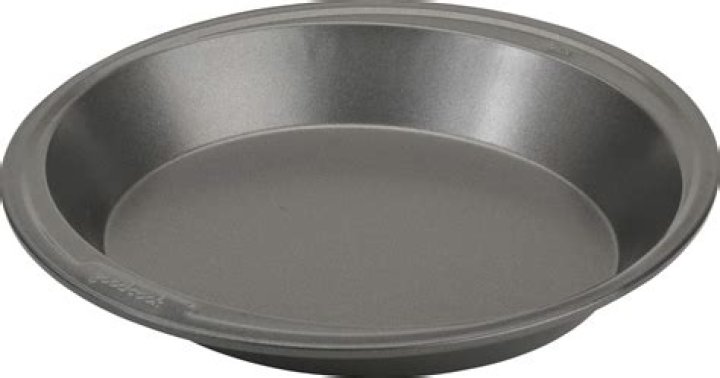 How many quarts are in a 9 inch pie pan?