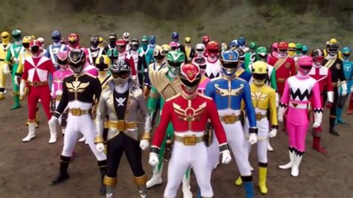 How many rangers are there in megaforce?