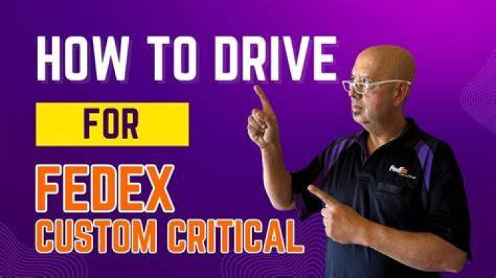 How much do FedEx Custom Critical drivers make?