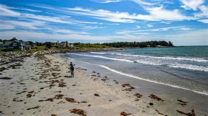 Is Crescent Beach still open?