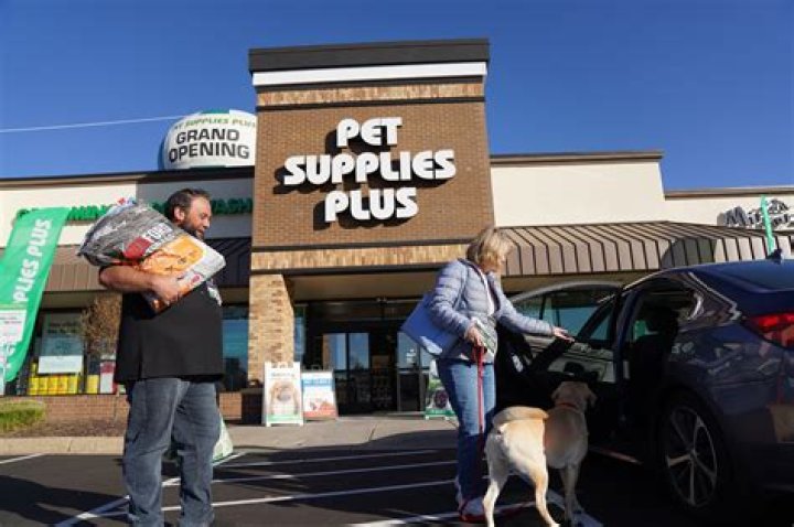Is Pet Supplies Plus going out of business?