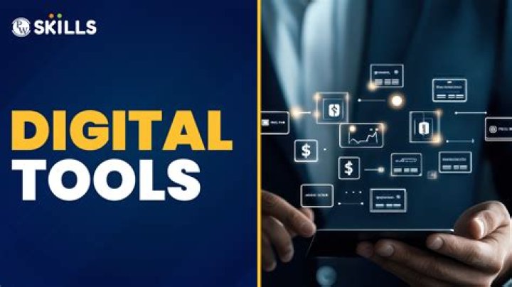 What are digital analytical skills?