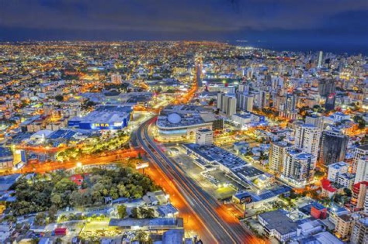 What is there to do in Santo Domingo at night?